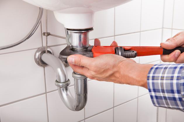 Why Hire a Professional Plumber?